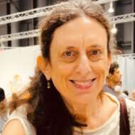 Caroline Blum