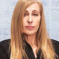 Julie Umerle